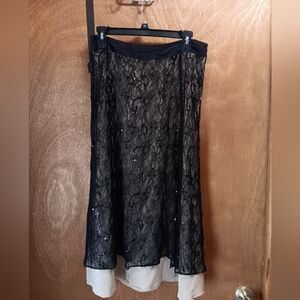 Devernois woman's skirt